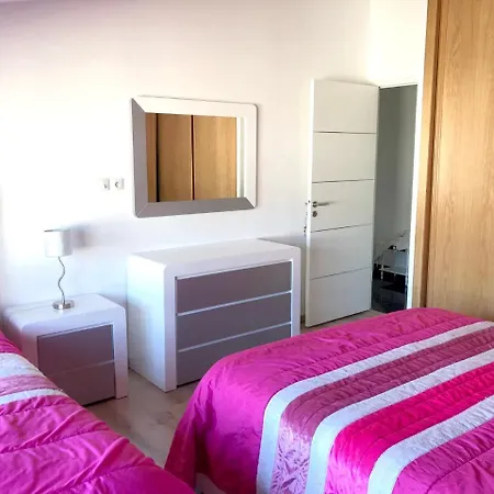 Apartment Rue Du Latham *