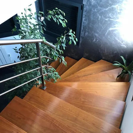 Apartment Rue Du Latham